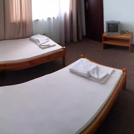 Atm Otel